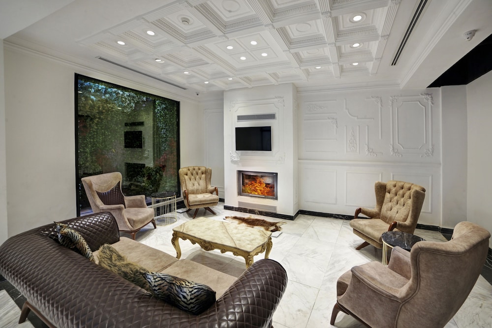Beyaz Monarch Otel - Image 53