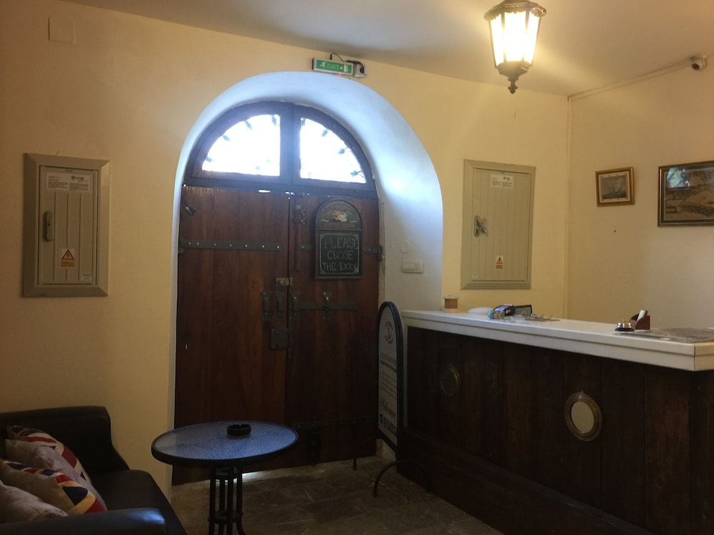 Villa Mariner