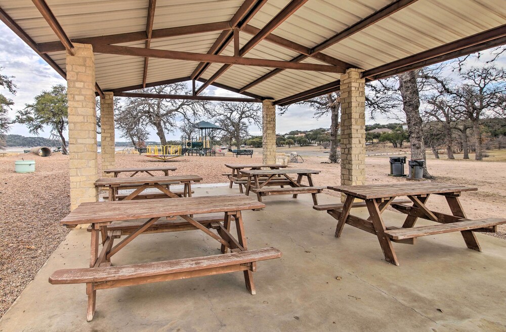 Lago Vista Townhome Near Lake Travis! - Property Image 11