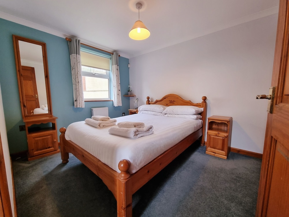 Tregurrian Villas