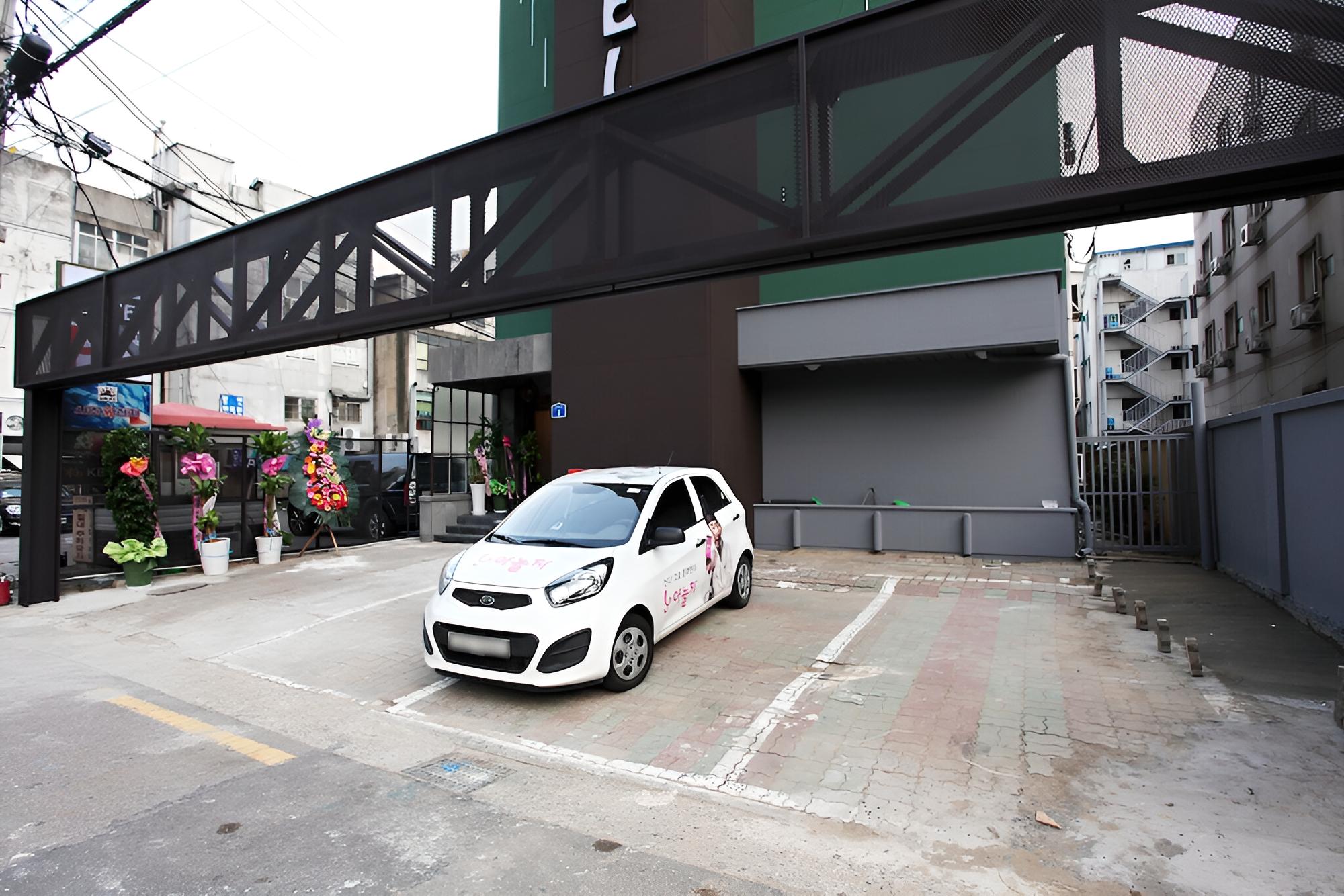 Photo 20