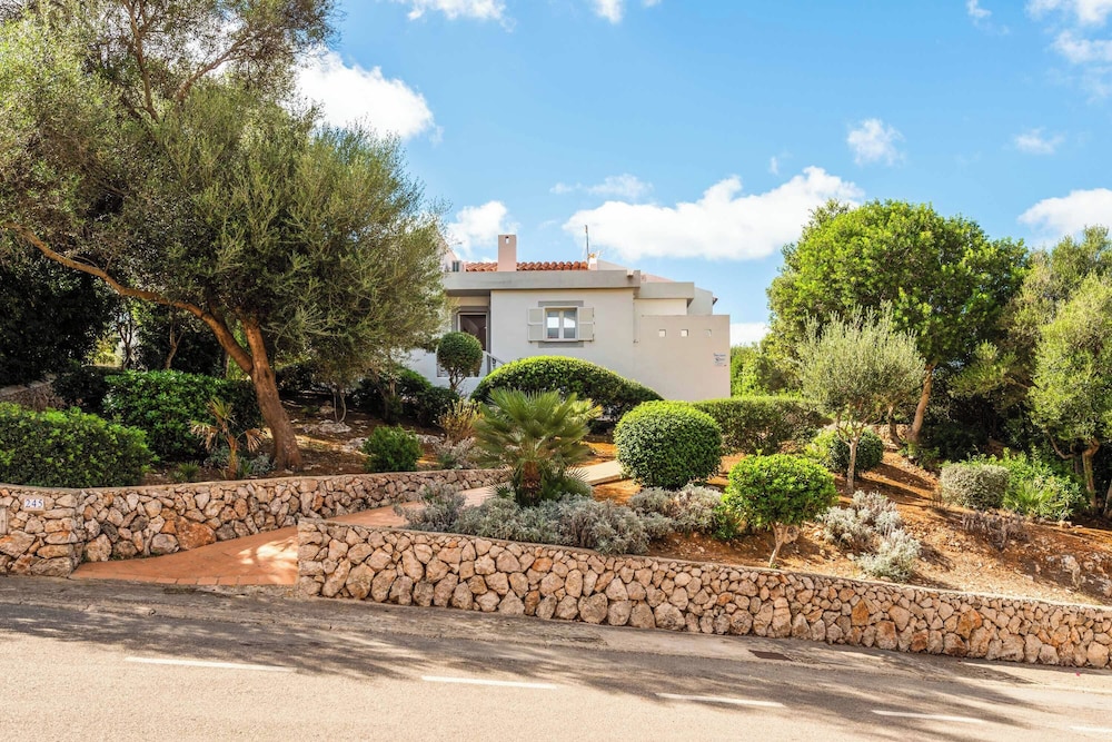 Villa Laura 245