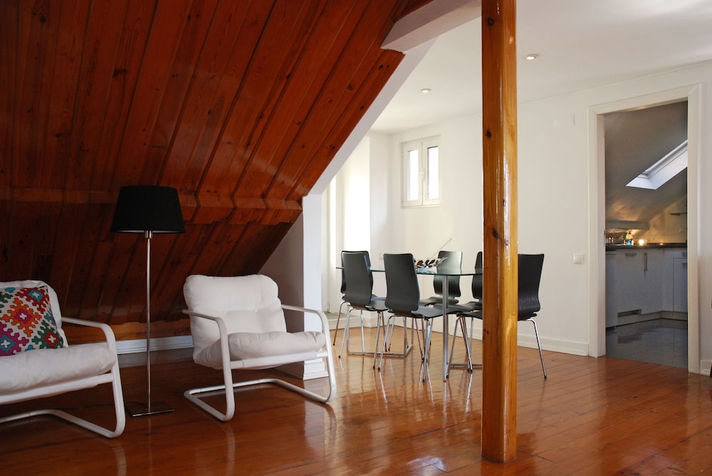 Bairro Alto Apartments by linc