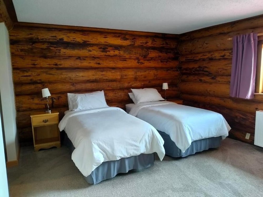 Smithers Driftwood Lodge
