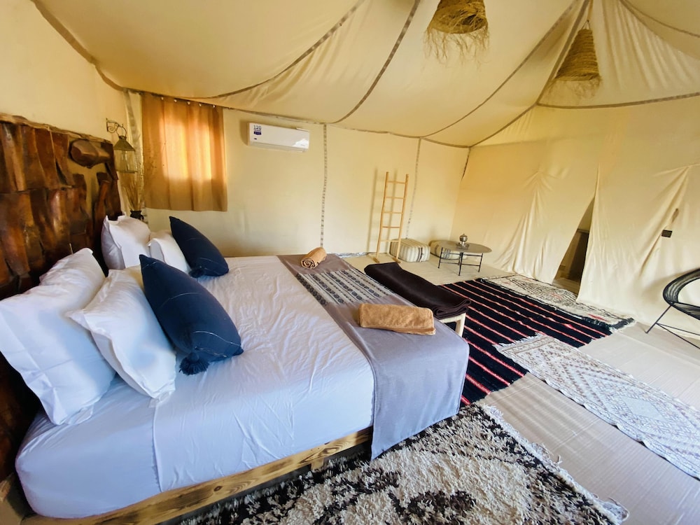 Amskou Camp
