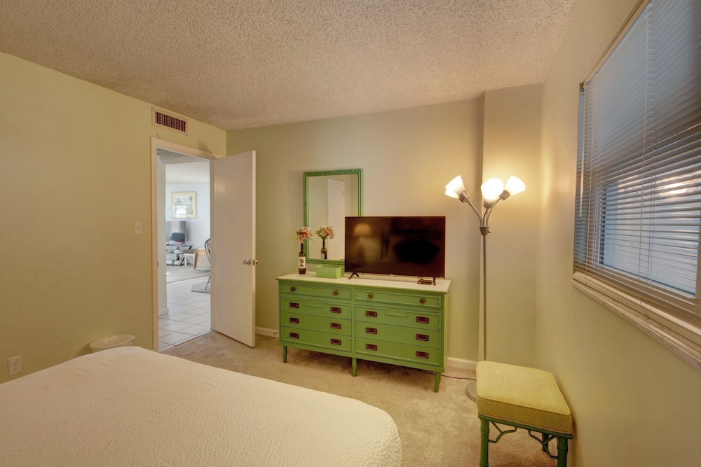 459 El Matador 2 Bedroom Condo