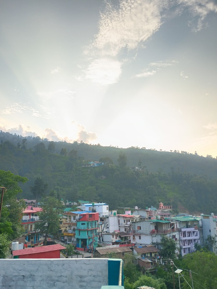 Satkar Hotel And Restuarant