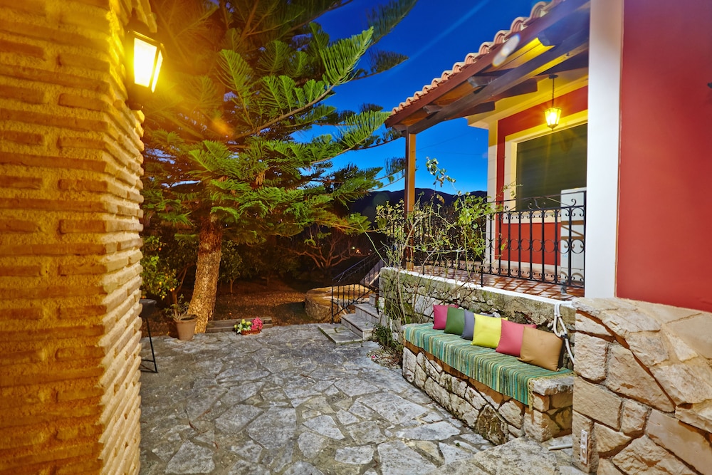 Anemelia Villa