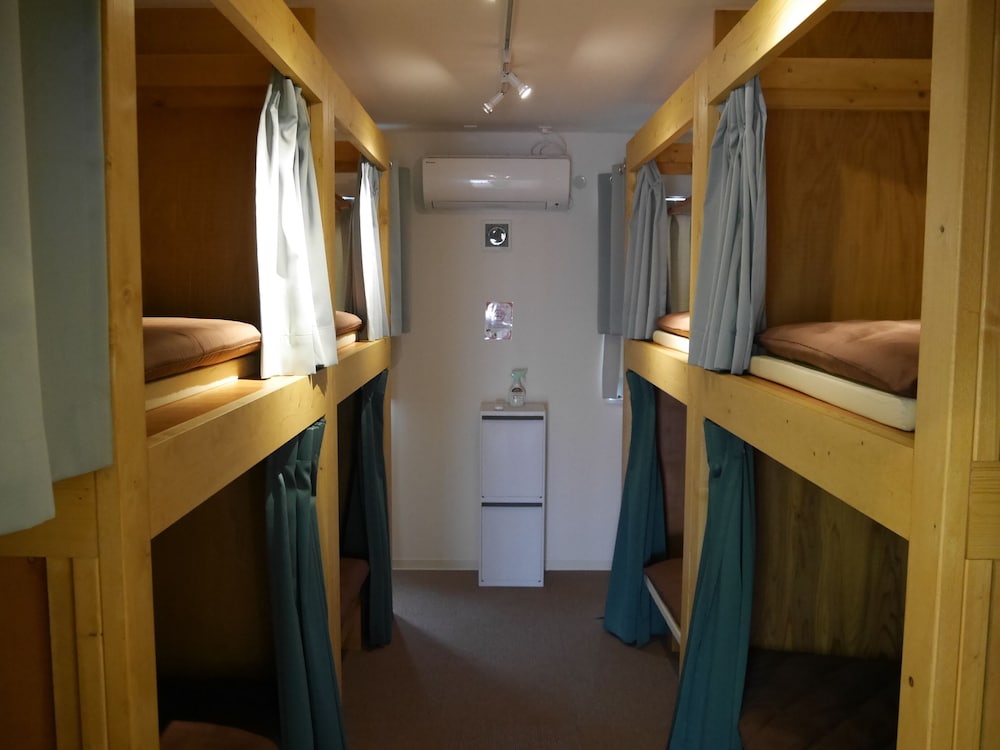 J-Hoppers Osaka Universal - Hostel