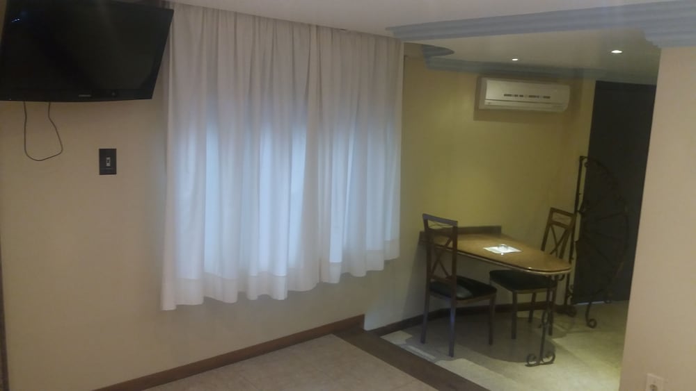 Motel dos Arcos