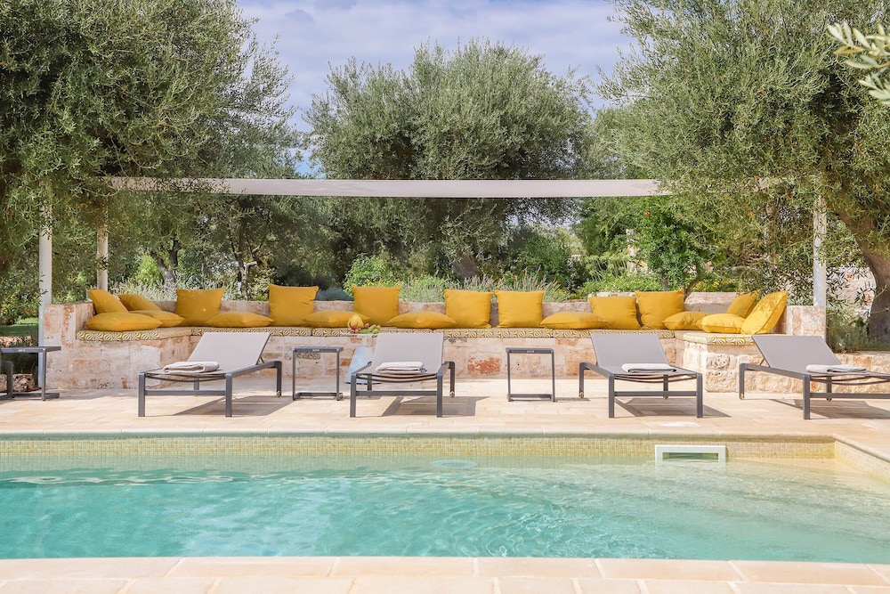 TD Trulli Balice Cozy Trulli with Pool view 5