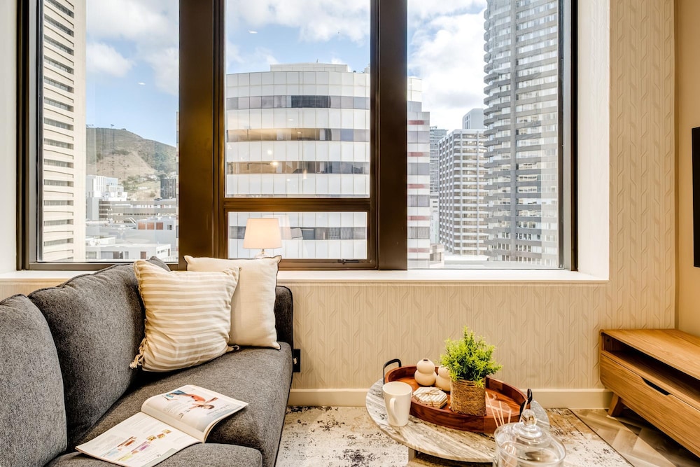 1bed Apt in Cape Town CBD City Suite 1602