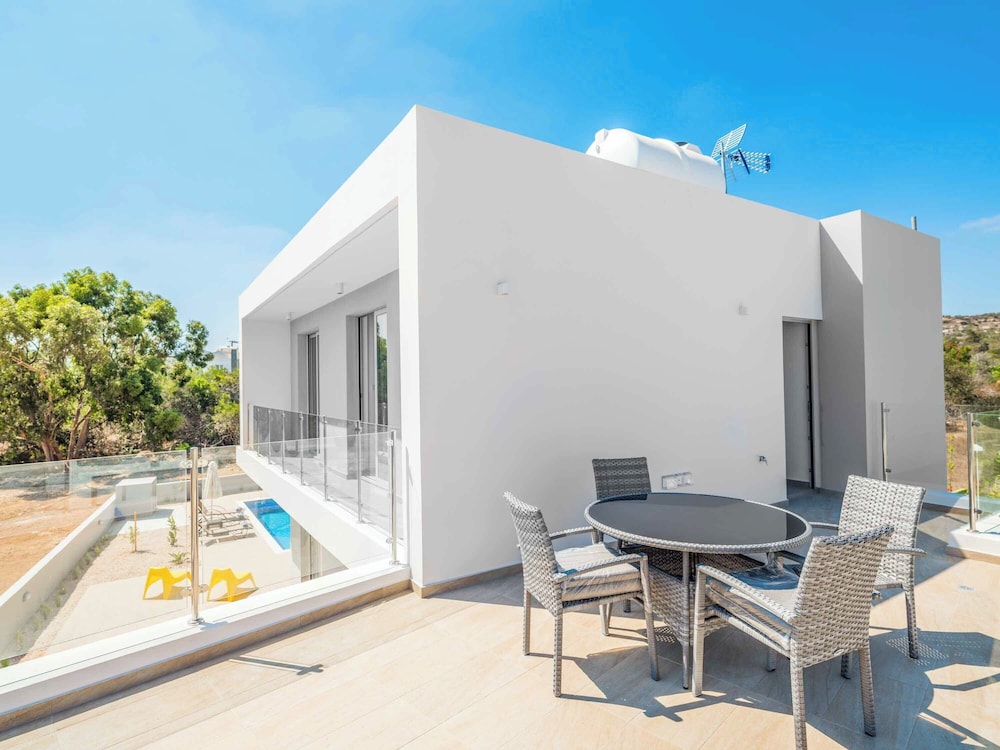 Villa Gelos
