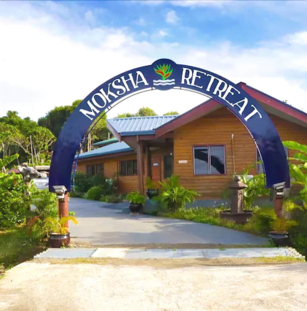 Moksha Retreat - main view