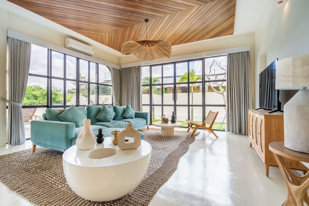 Nicolas Villa Canggu