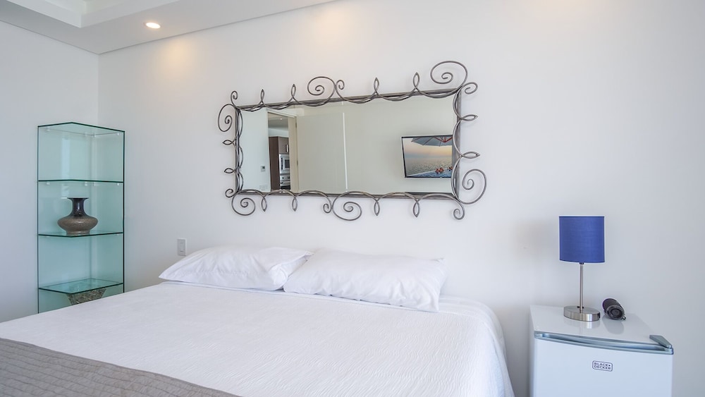 Breathtaking 2 Bedroom Condominium