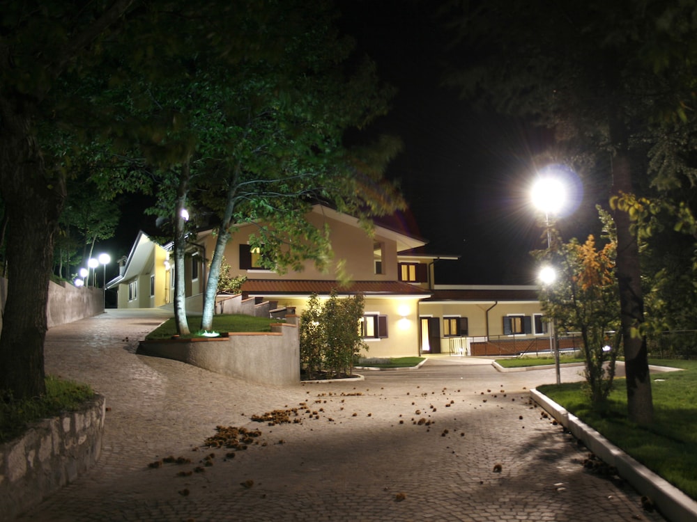 Hotel Castagneto