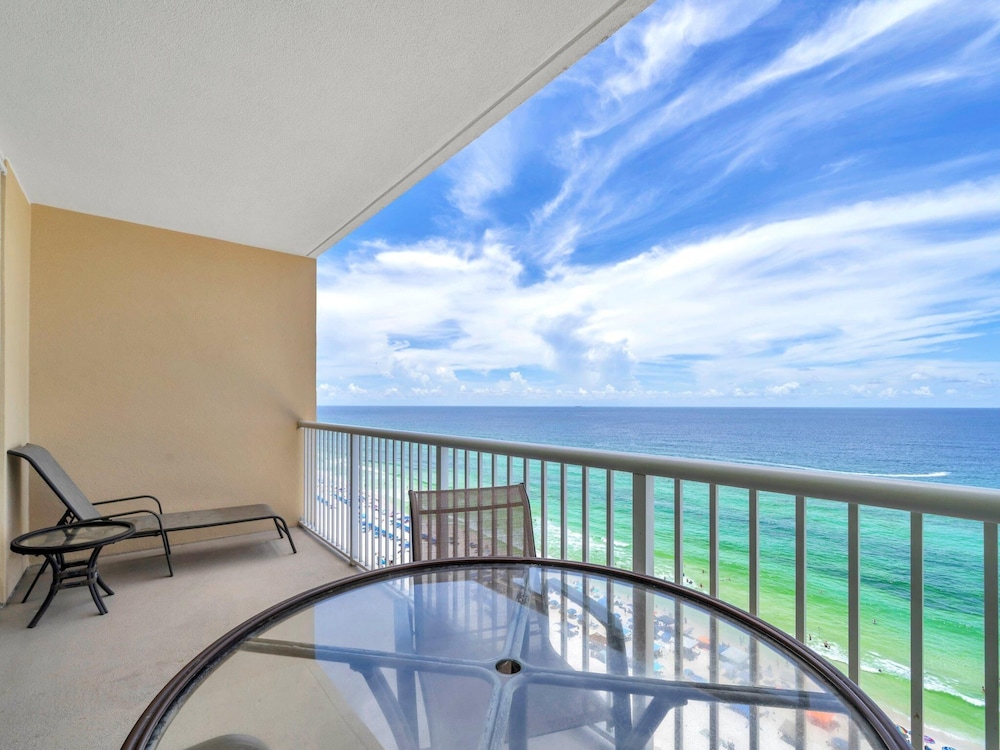 Majestic Beach Towers 1-1509
