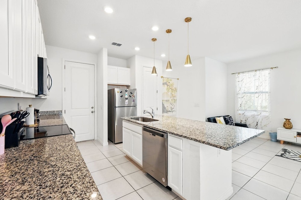 1421ds-the Enclaves At Festival 3 Bedroom Townhouse