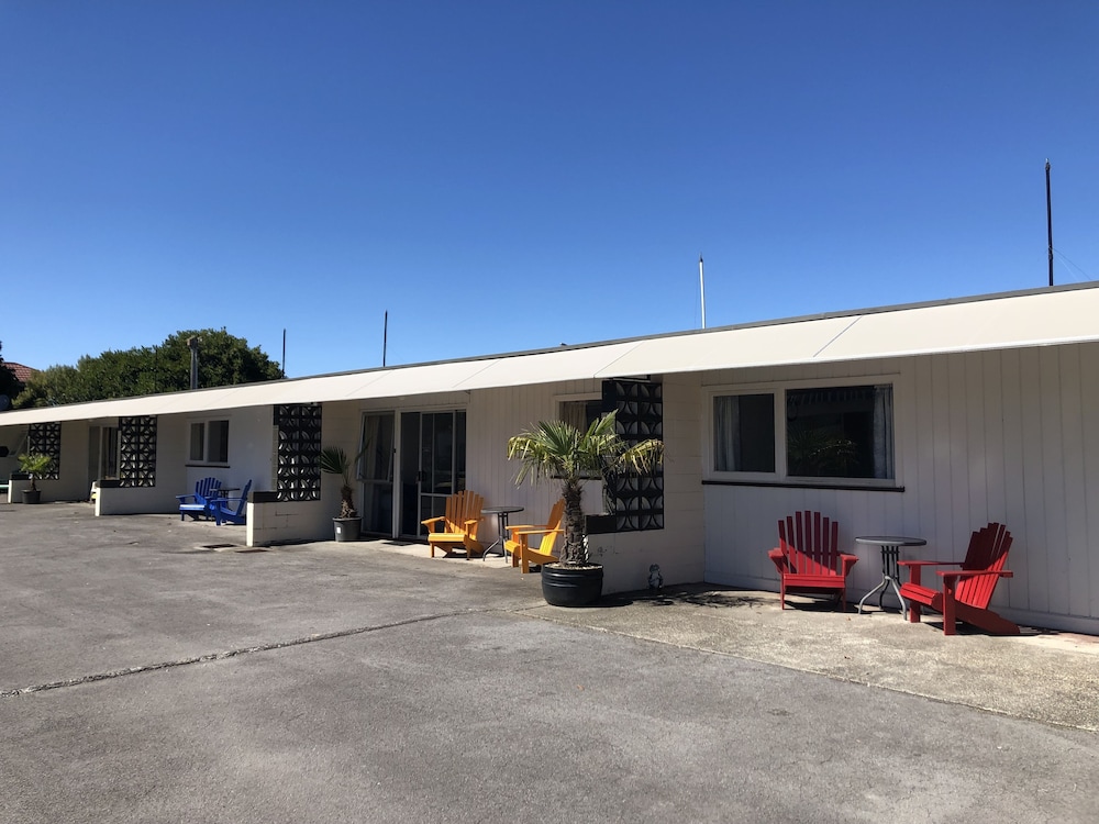 Adelphi Motel
