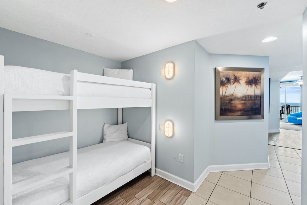 Grand Panama Beach Resort by Panhandle Getaways