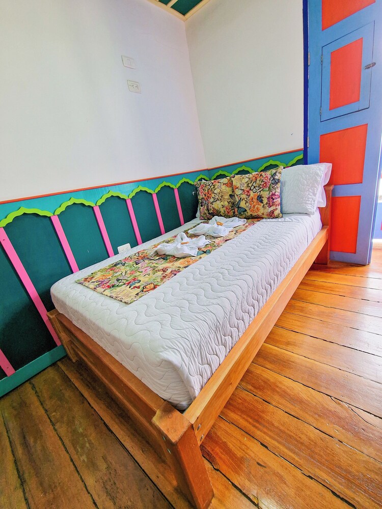 Hostal Mythos