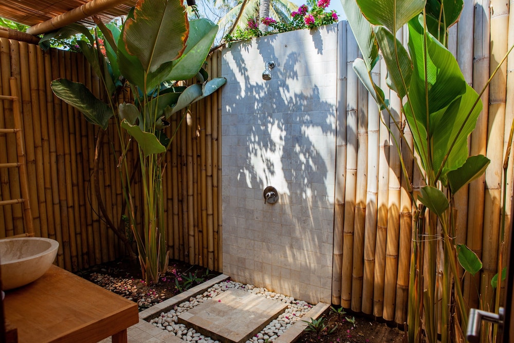 Gili Tenda Resort