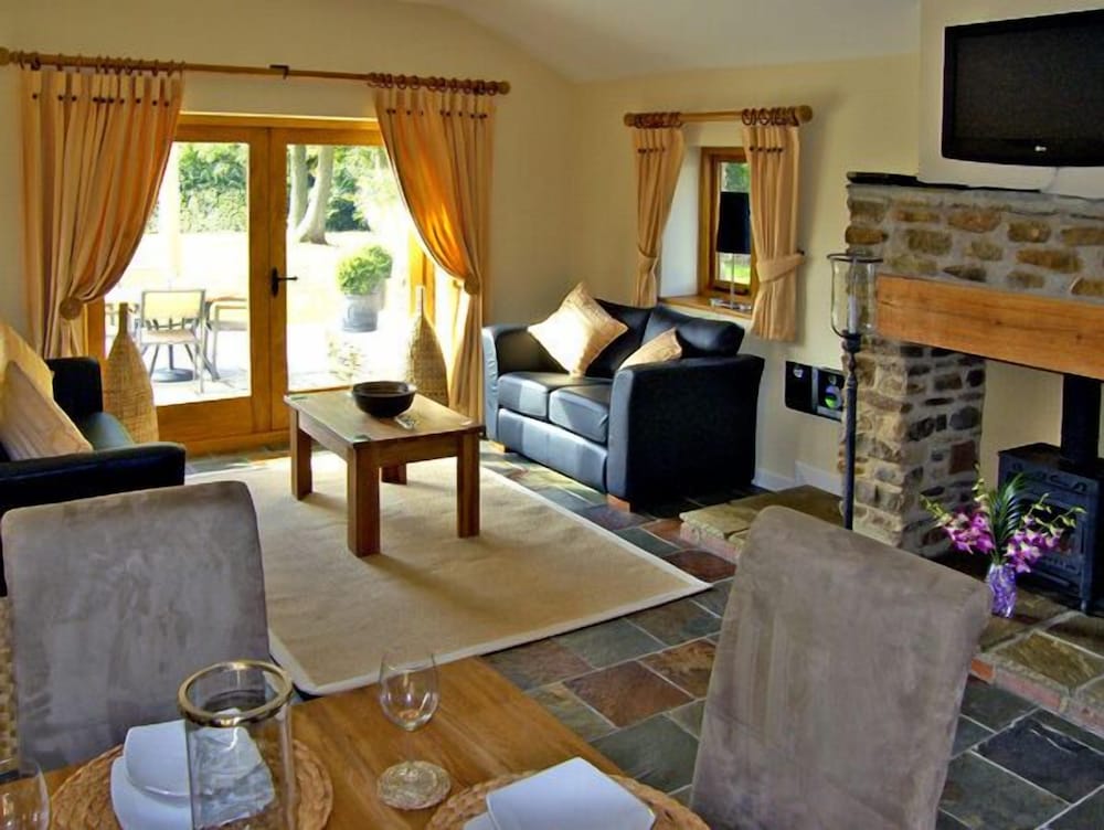 Howle Hideaway