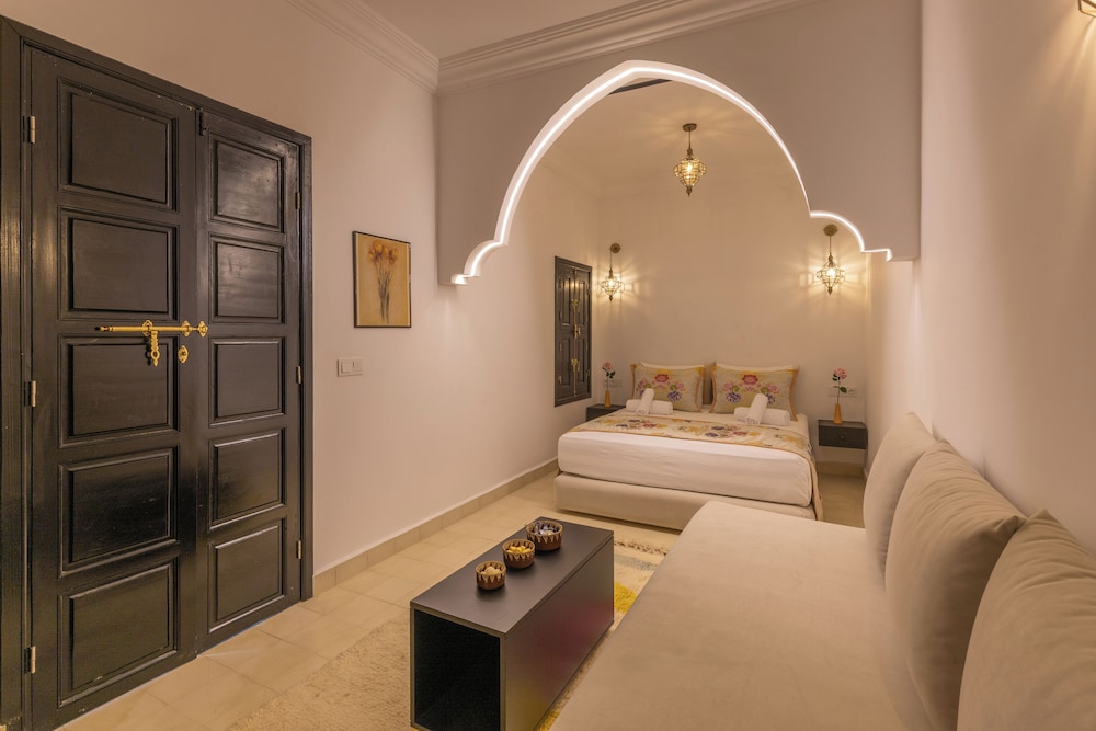 Riad zehra