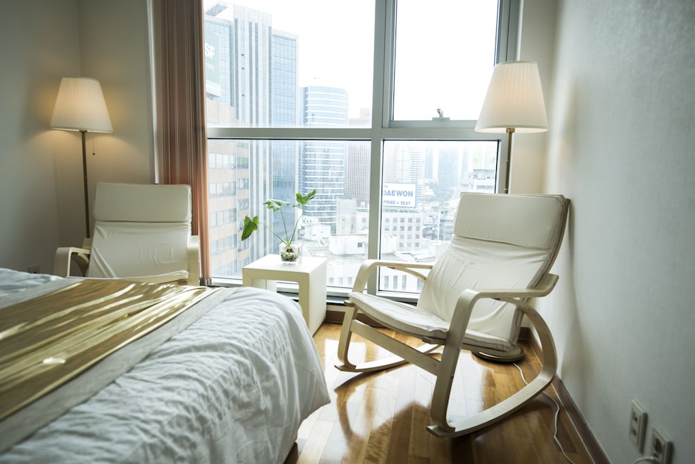 SJ Tailored Serviced APT 3min Walk From Seoul STN view 5