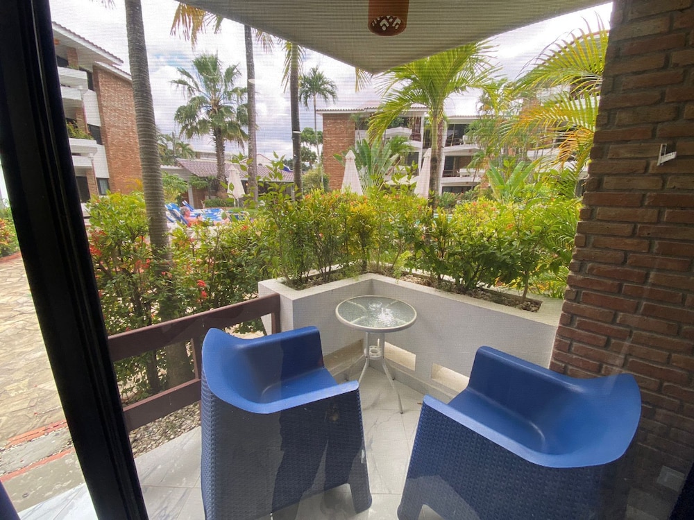 Velvet Sky Residence