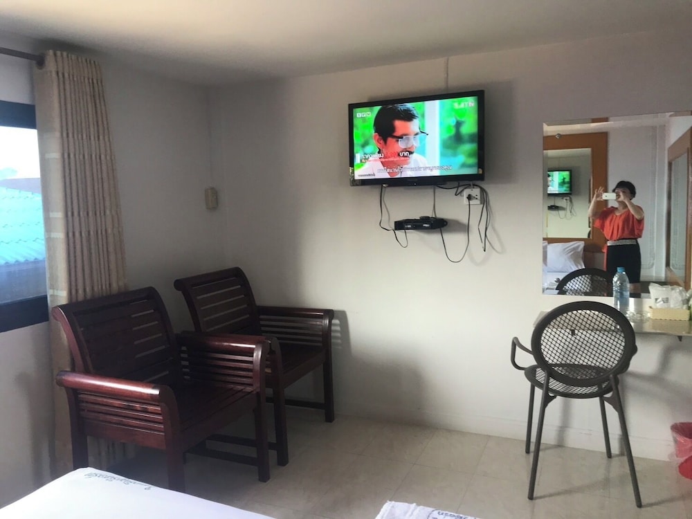 Sai Charoen Resort