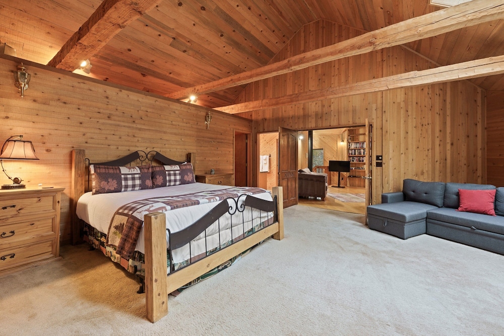 Poplar 35 5 Bedroom Home