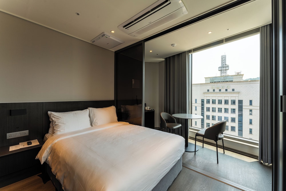 HOMES Stay MyeongDong 15