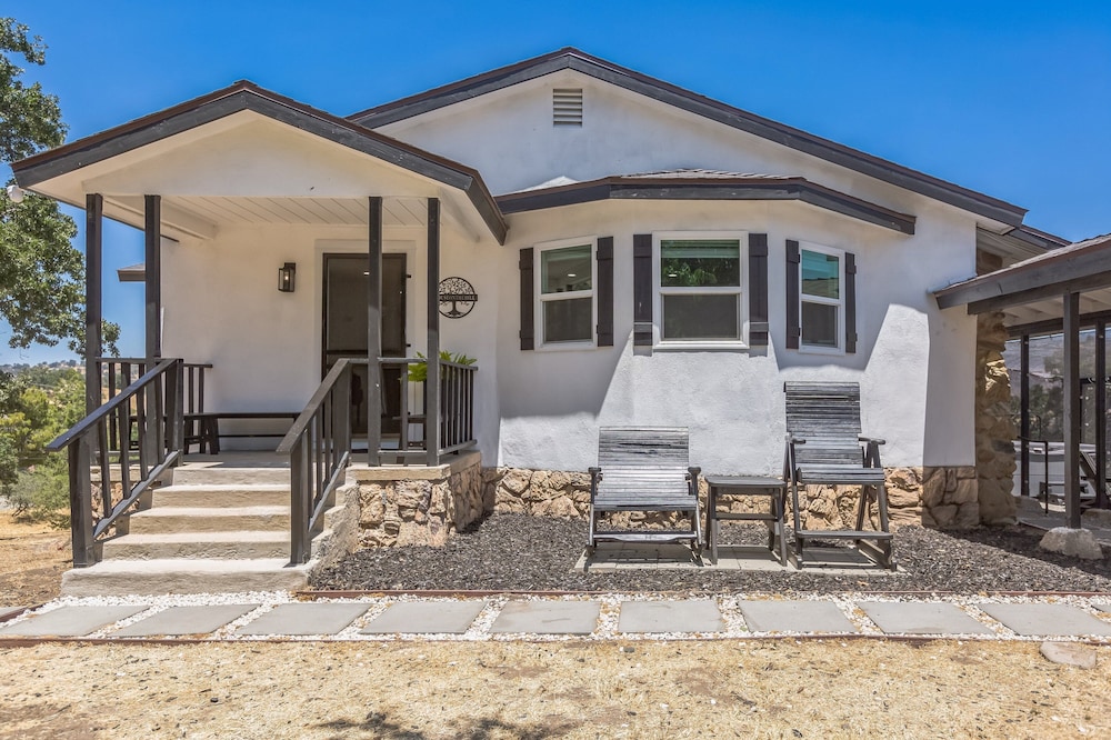 Desert Mountain Escape With Private Hot Tub 1 Bedroom Home