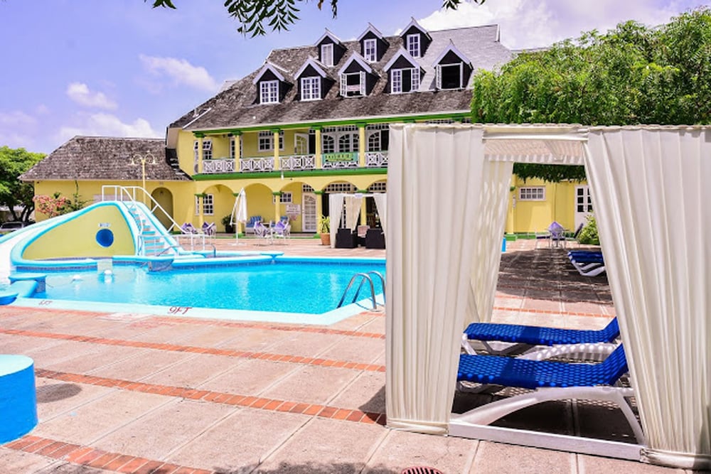 Sandcastles Beach Resort