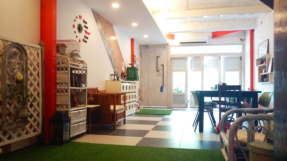 Tainan Dear House