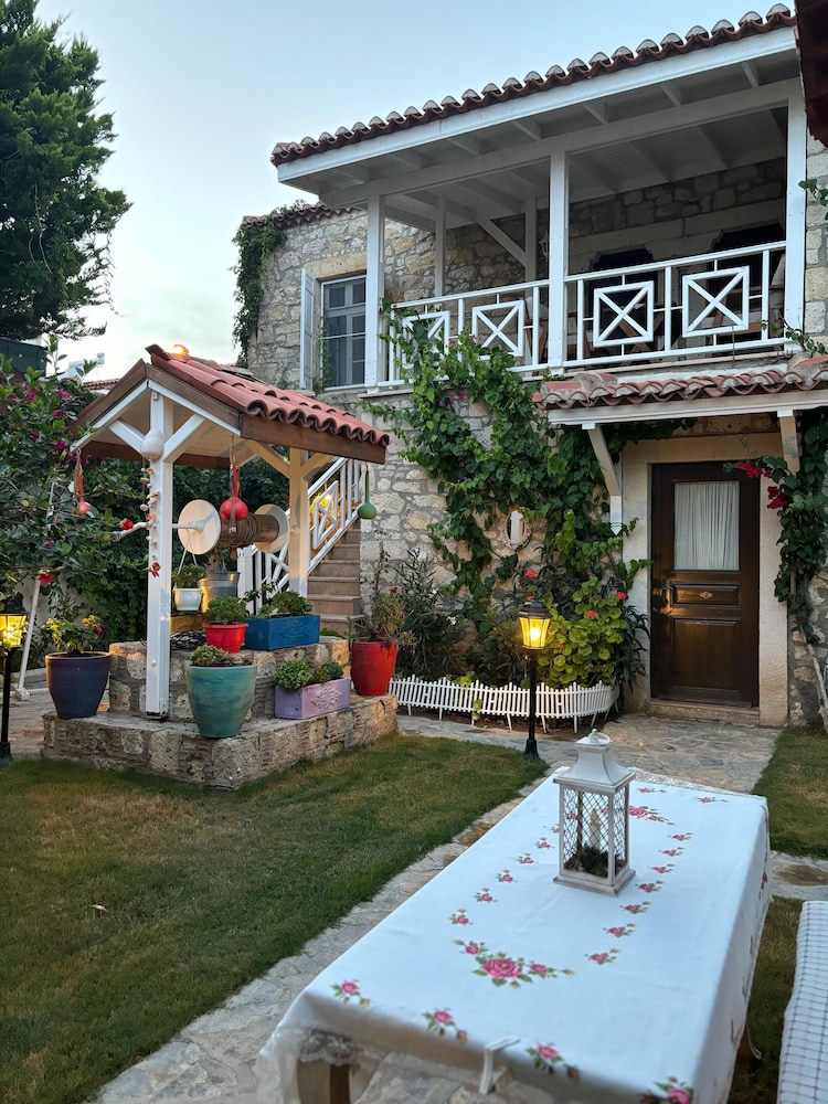 Taşdelen Otel Alaçatı