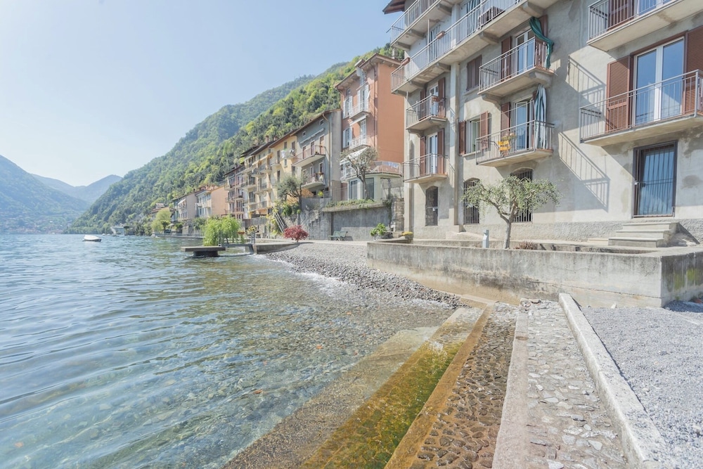 Il Timone by Rent all Como