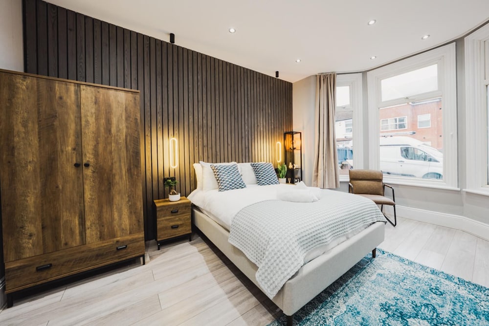 Modern 2 bed Apartment Near Wembley Stadium view 4