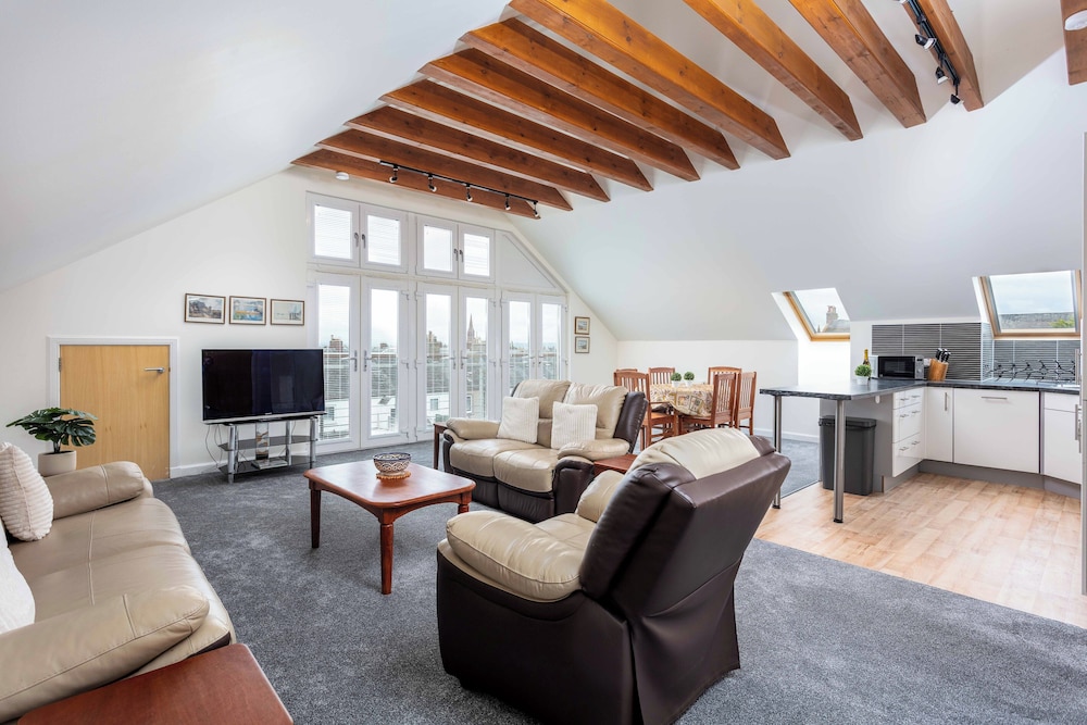 Portland Penthouse - Donnini Apartments