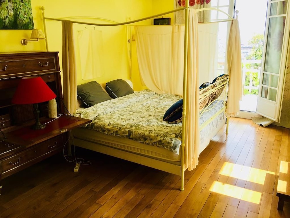 Villa Ananda Huo en Saint-Cloud