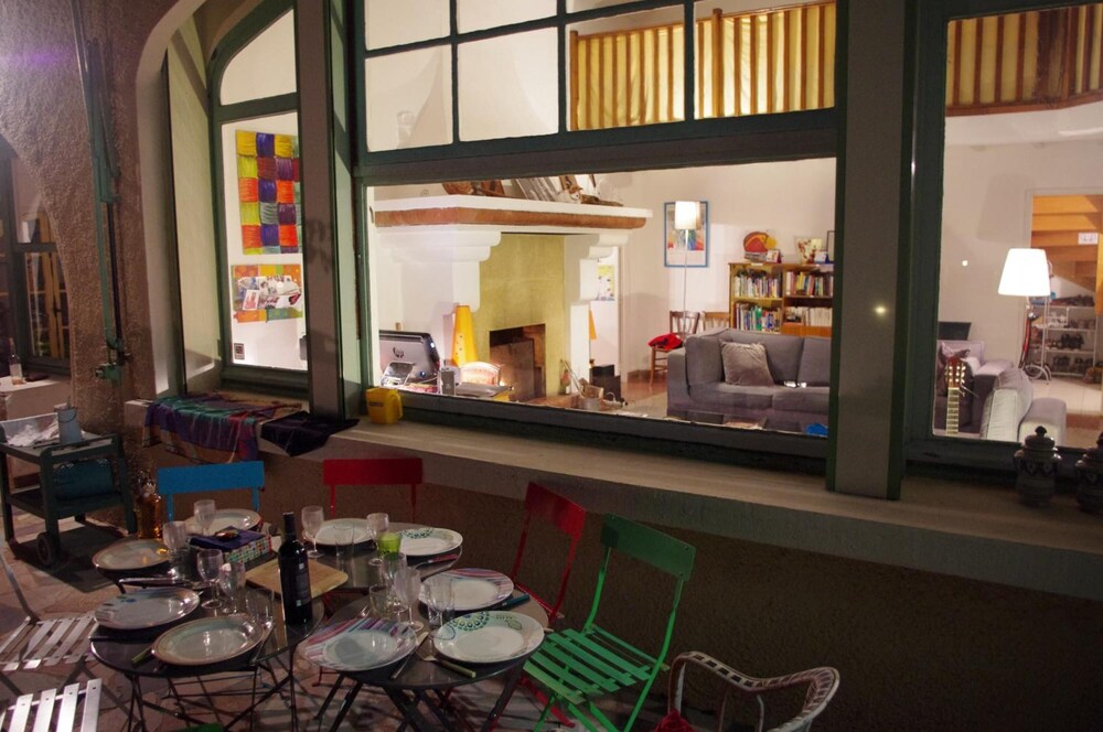 CASSIS HOSTEL Les Heures Claires