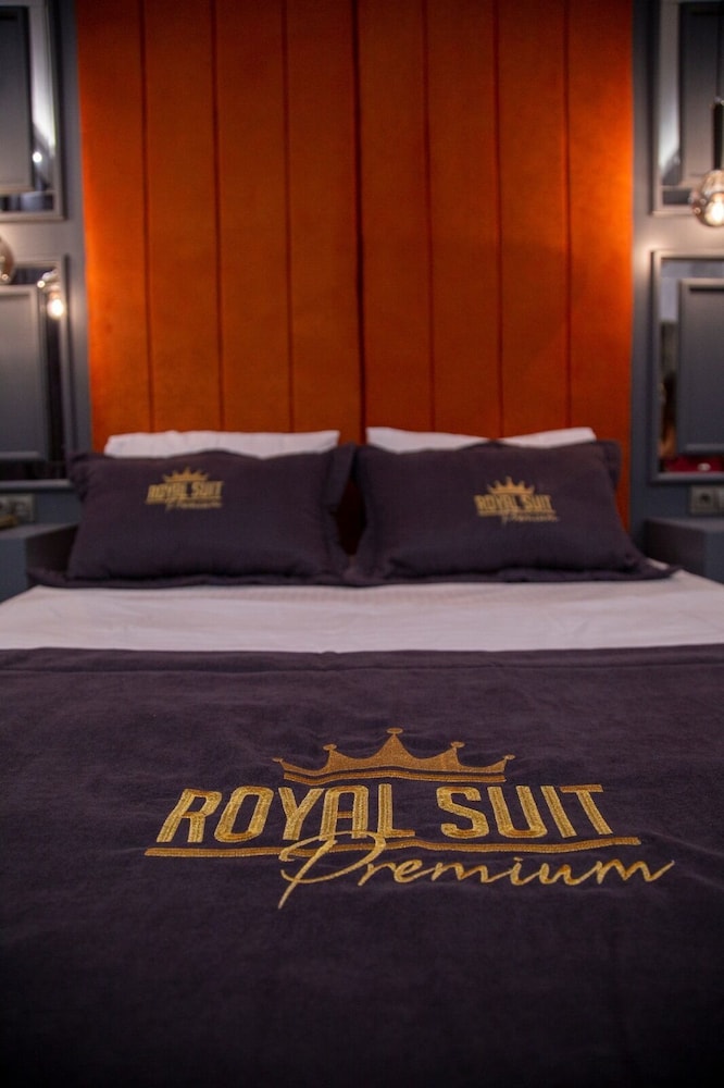 VALERON SUITE PREMIUM