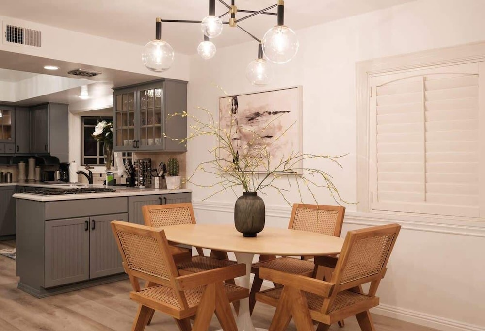 @ Marbella Lane - Serene Ranch Style Home W/pool