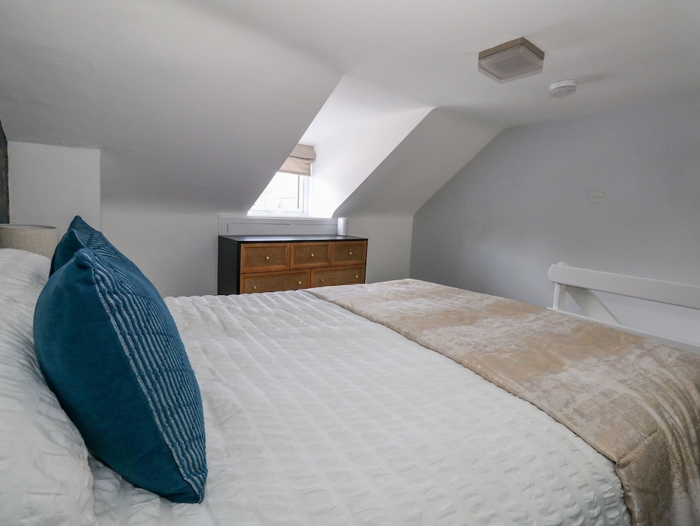 Cove Street Cottage