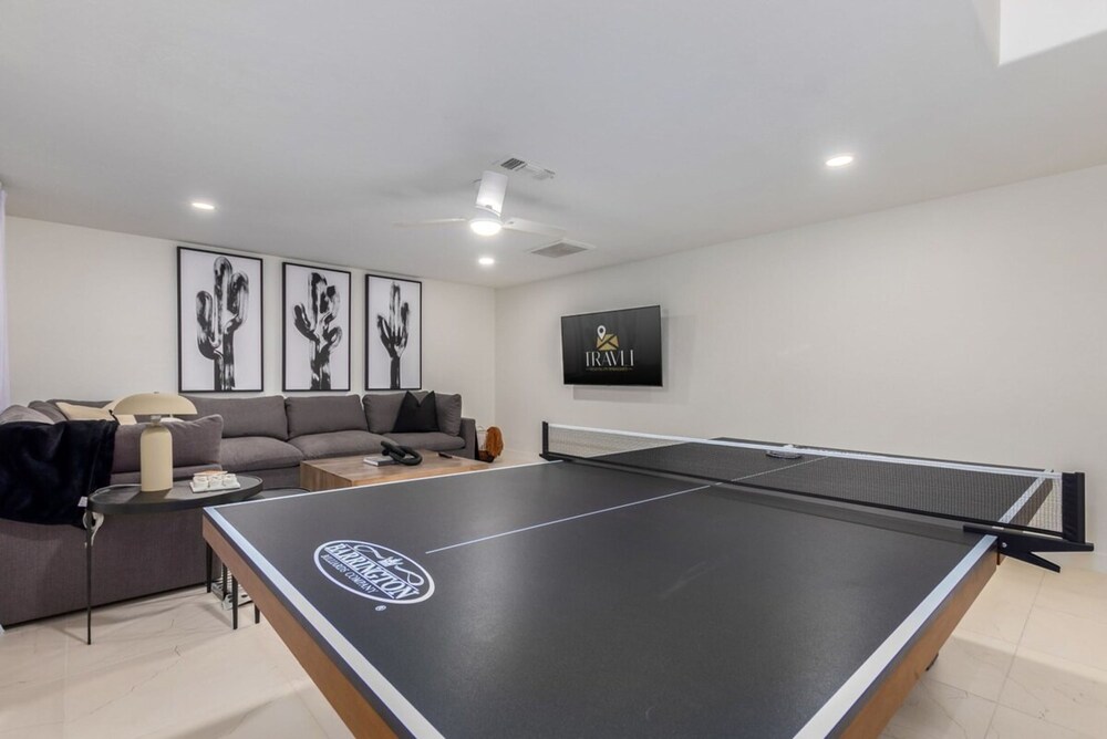 Anderson LUX Estate Private Bar Pool Sleeps 12