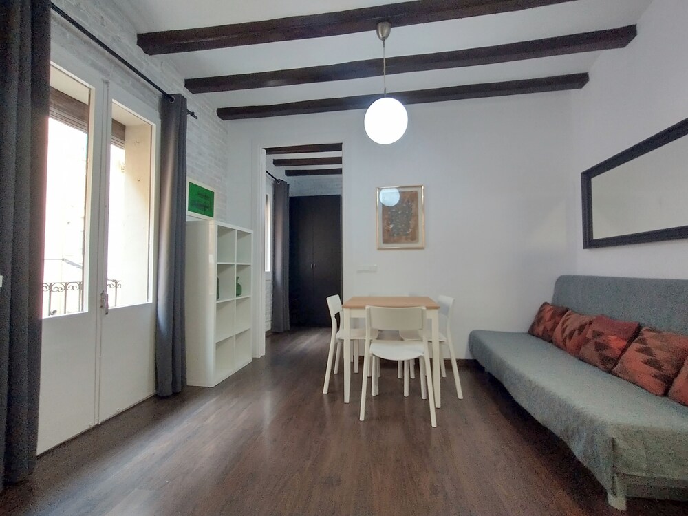 Lovely Flat In Barceloneta Near Sea
