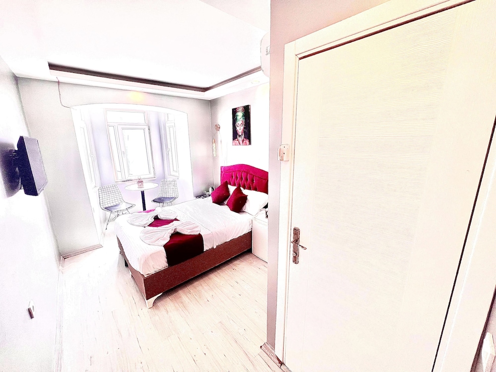 Taksim The Capital Center Hotel