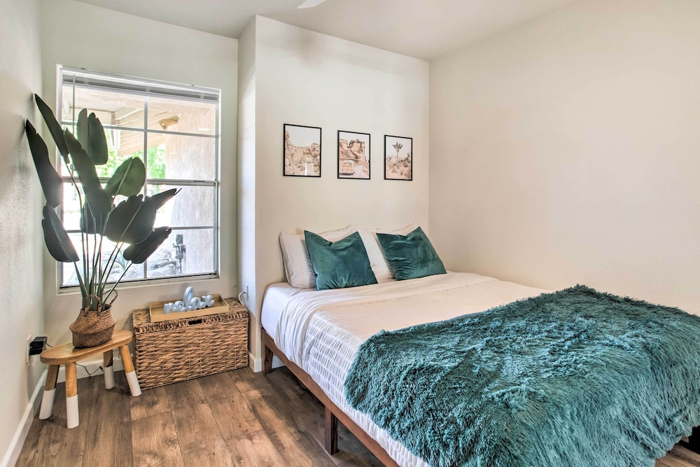 2 Mi to Coachella: Indio Getaway w/ Outdoor Oasis! view 2